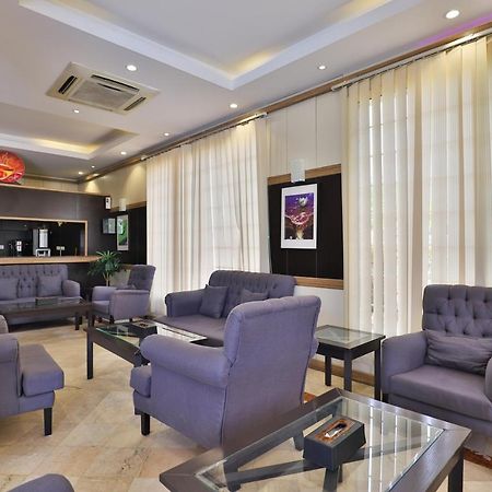 Oyo 121 Dome Hotel Al Olaya Riyadh Exterior photo